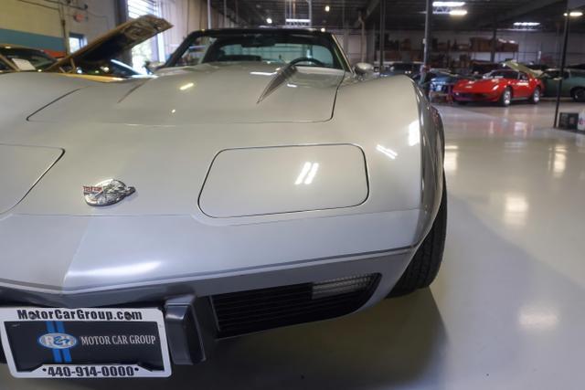 Chevrolet-Corvette-1978-Silver-Black-46917-9