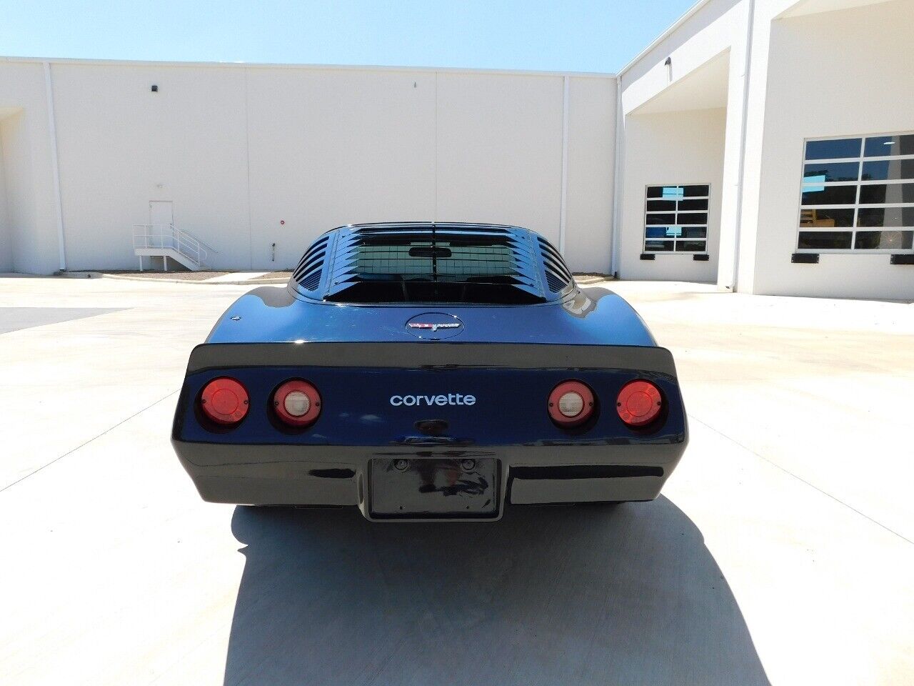 Chevrolet-Corvette-1980-10