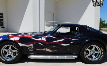 Chevrolet-Corvette-1980-6