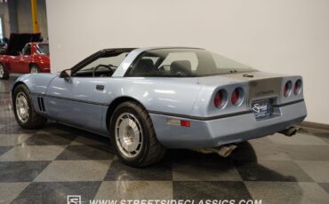 Chevrolet-Corvette-1984-Blue-Black-161939-7