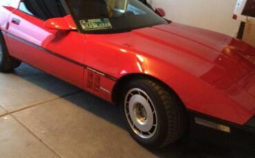 Chevrolet-Corvette-1986-red-2273946-1