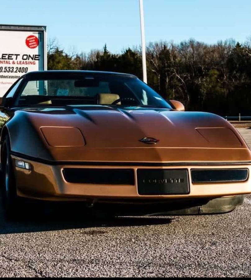 Chevrolet-Corvette-1987-1