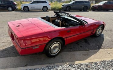 Chevrolet-Corvette-1987-16