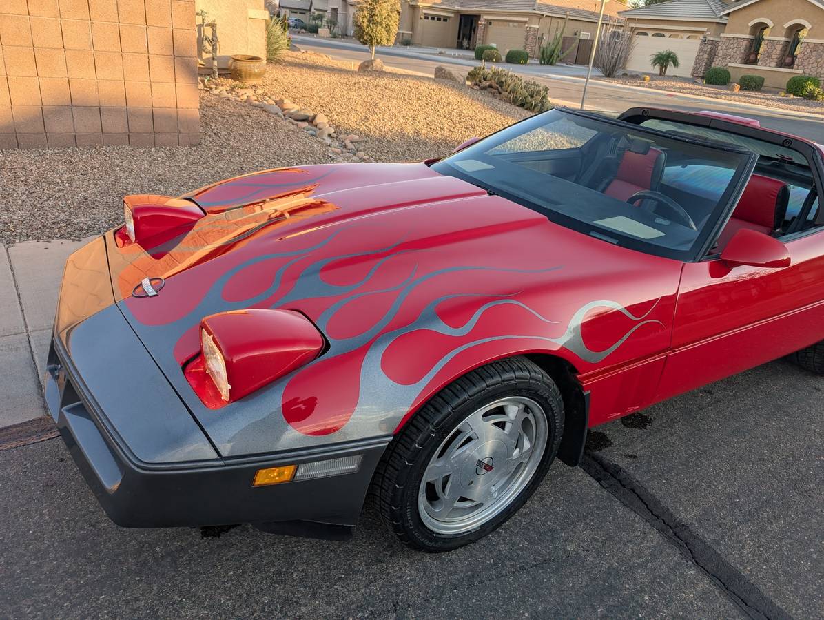 Chevrolet-Corvette-1988-5