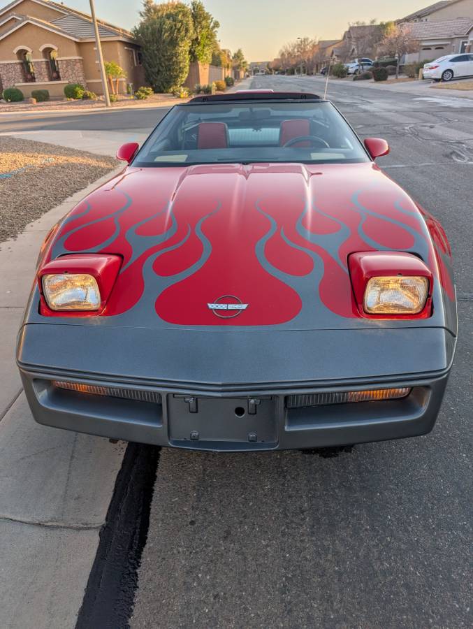 Chevrolet-Corvette-1988-6