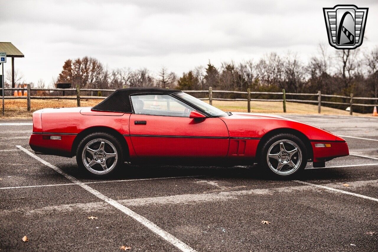 Chevrolet-Corvette-1989-7