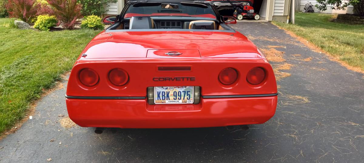 Chevrolet-Corvette-1989-red-117482