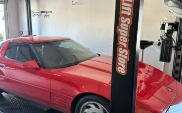 Chevrolet-Corvette-1991-red-159325-5