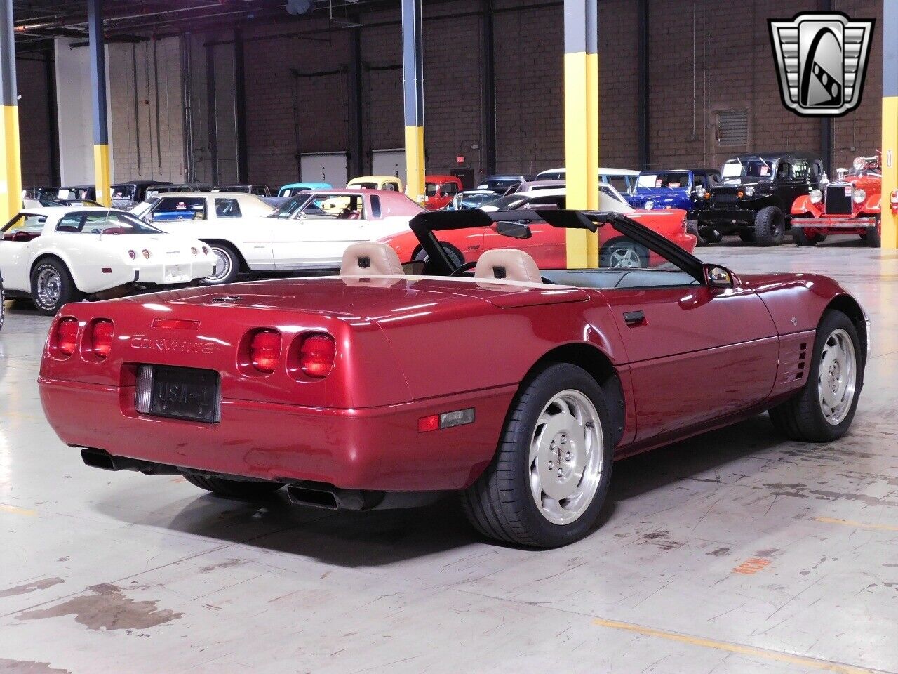 Chevrolet-Corvette-1994-Maroon-Tan-37573-4