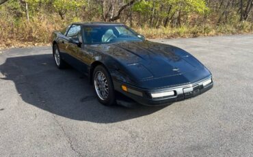 Chevrolet-Corvette-1995-black-100262-1