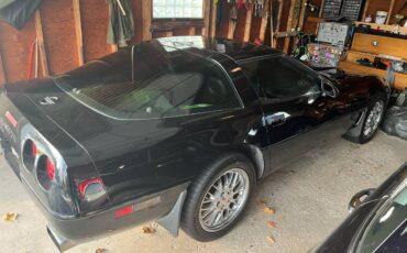 Chevrolet-Corvette-1995-black-100262-5