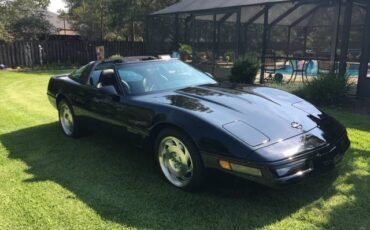 Chevrolet-Corvette-1995-black-26232-1