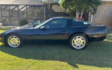 Chevrolet-Corvette-1995-black-26232-5