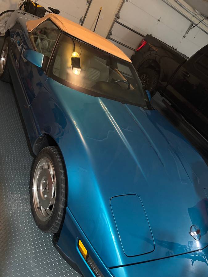 Chevrolet-Corvette-1995-blue-11748