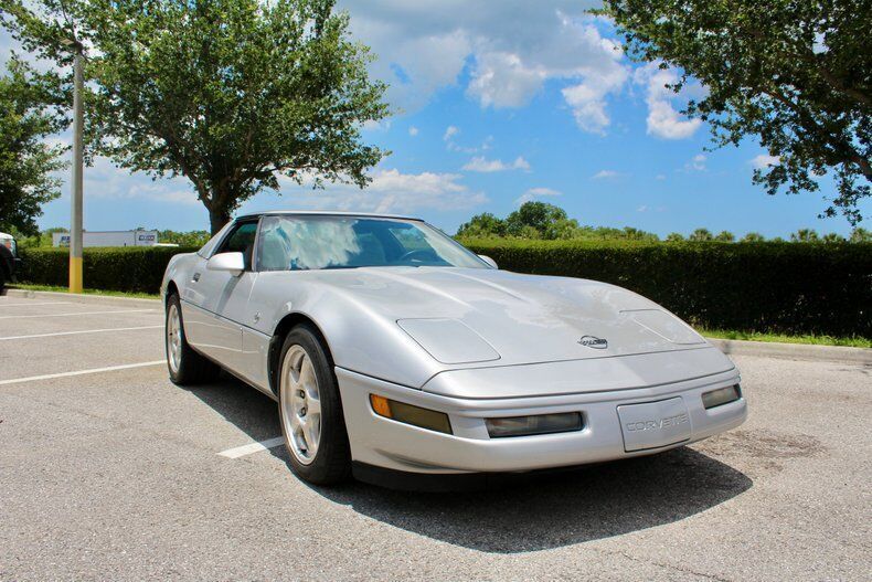 Chevrolet-Corvette-1996-4