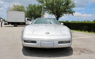 Chevrolet-Corvette-1996-5