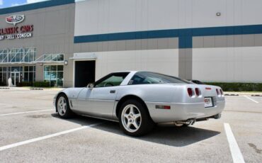 Chevrolet-Corvette-1996-9