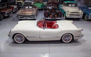 Chevrolet-Corvette-Cabriolet-1954-White-Red-122310-11