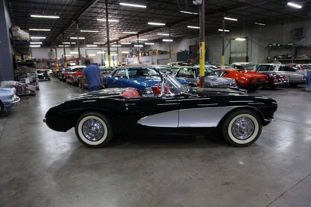 Chevrolet-Corvette-Cabriolet-1957-18