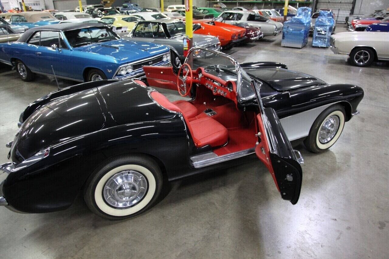 Chevrolet-Corvette-Cabriolet-1957-19