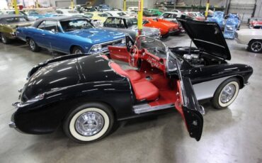 Chevrolet-Corvette-Cabriolet-1957-20