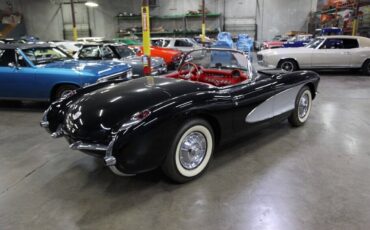 Chevrolet-Corvette-Cabriolet-1957-29