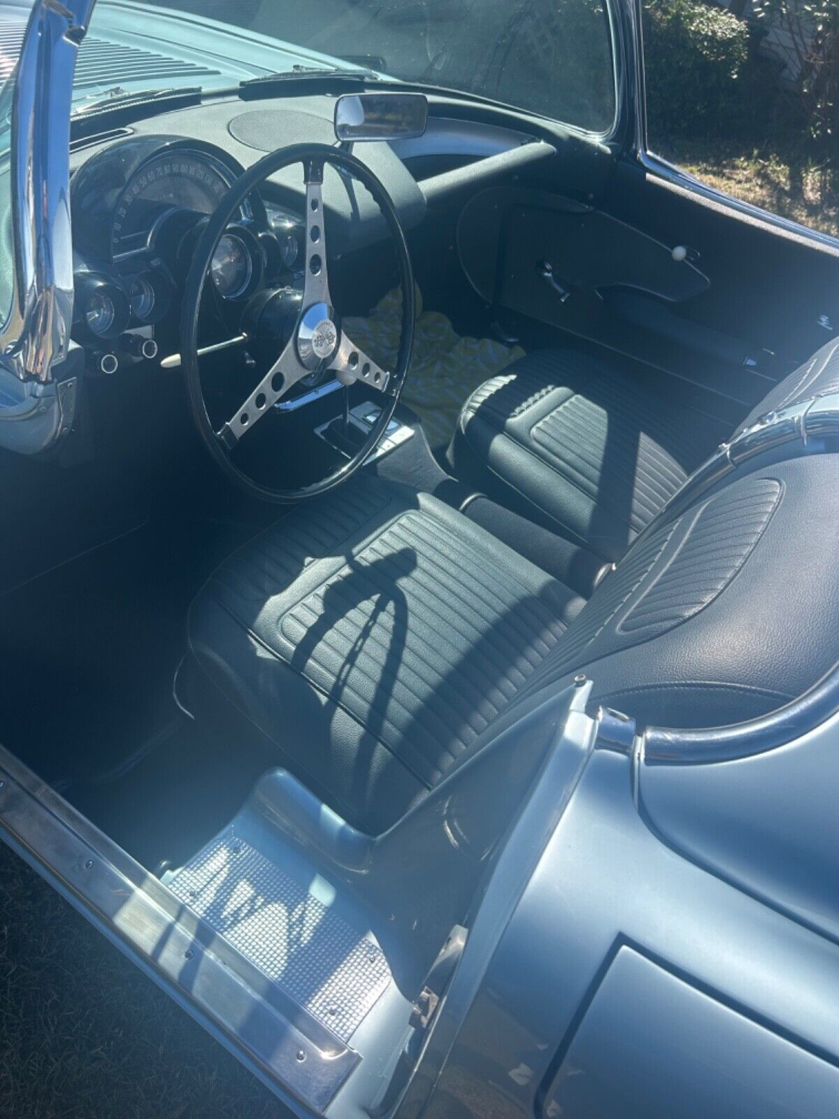 Chevrolet-Corvette-Cabriolet-1958-8