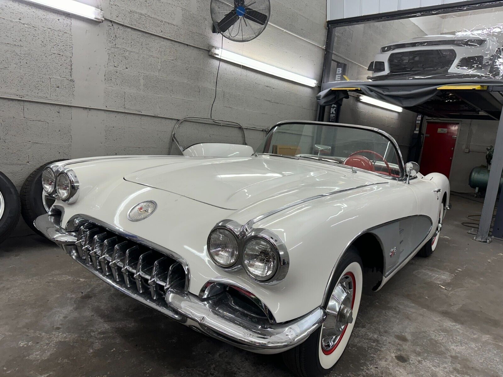 Chevrolet-Corvette-Cabriolet-1959-1