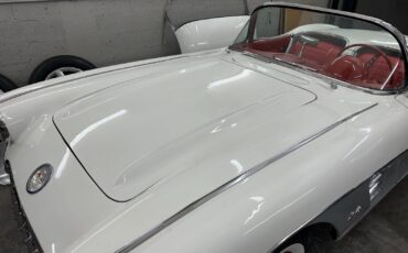 Chevrolet-Corvette-Cabriolet-1959-3