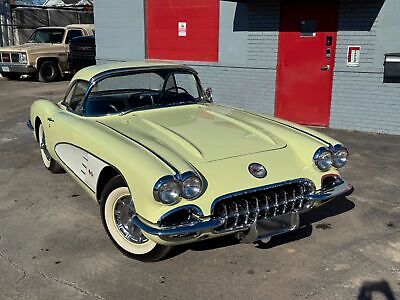 Chevrolet-Corvette-Cabriolet-1959-Yellow-Black-99999-11