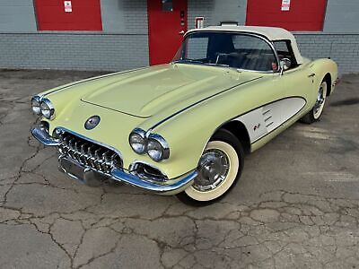 Chevrolet-Corvette-Cabriolet-1959-Yellow-Black-99999-2