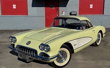 Chevrolet-Corvette-Cabriolet-1959-Yellow-Black-99999-3