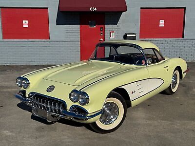 Chevrolet-Corvette-Cabriolet-1959-Yellow-Black-99999-3