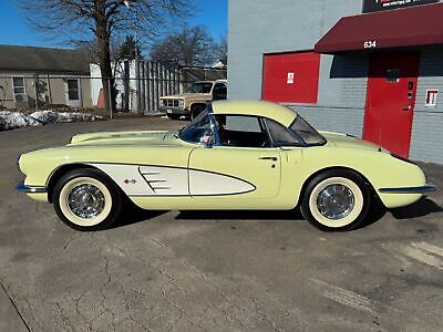 Chevrolet-Corvette-Cabriolet-1959-Yellow-Black-99999-4