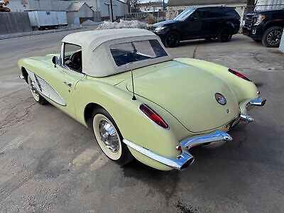 Chevrolet-Corvette-Cabriolet-1959-Yellow-Black-99999-6