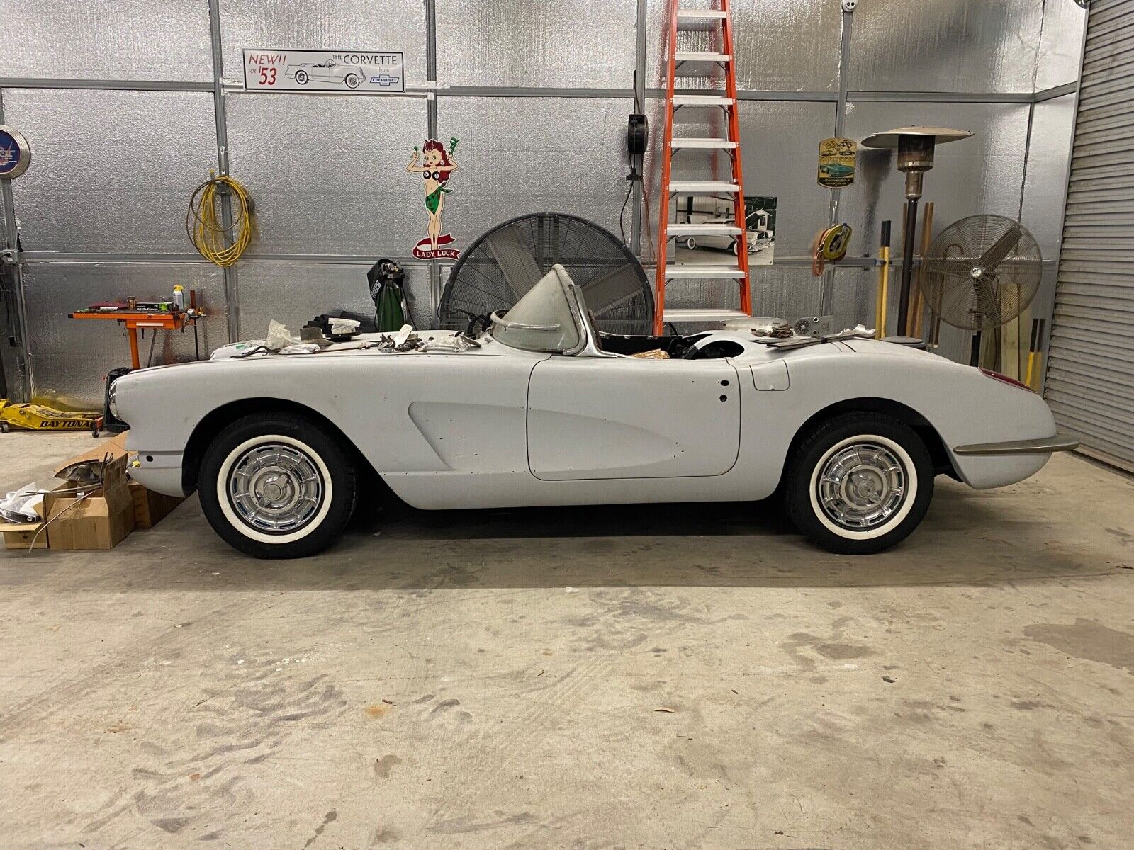 Chevrolet-Corvette-Cabriolet-1960-1