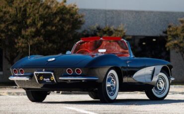 Chevrolet-Corvette-Cabriolet-1961-13