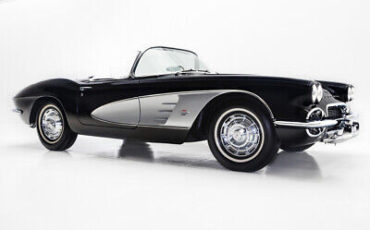 Chevrolet-Corvette-Cabriolet-1961-2