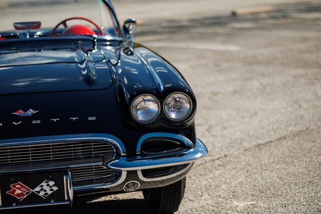 Chevrolet-Corvette-Cabriolet-1961-25