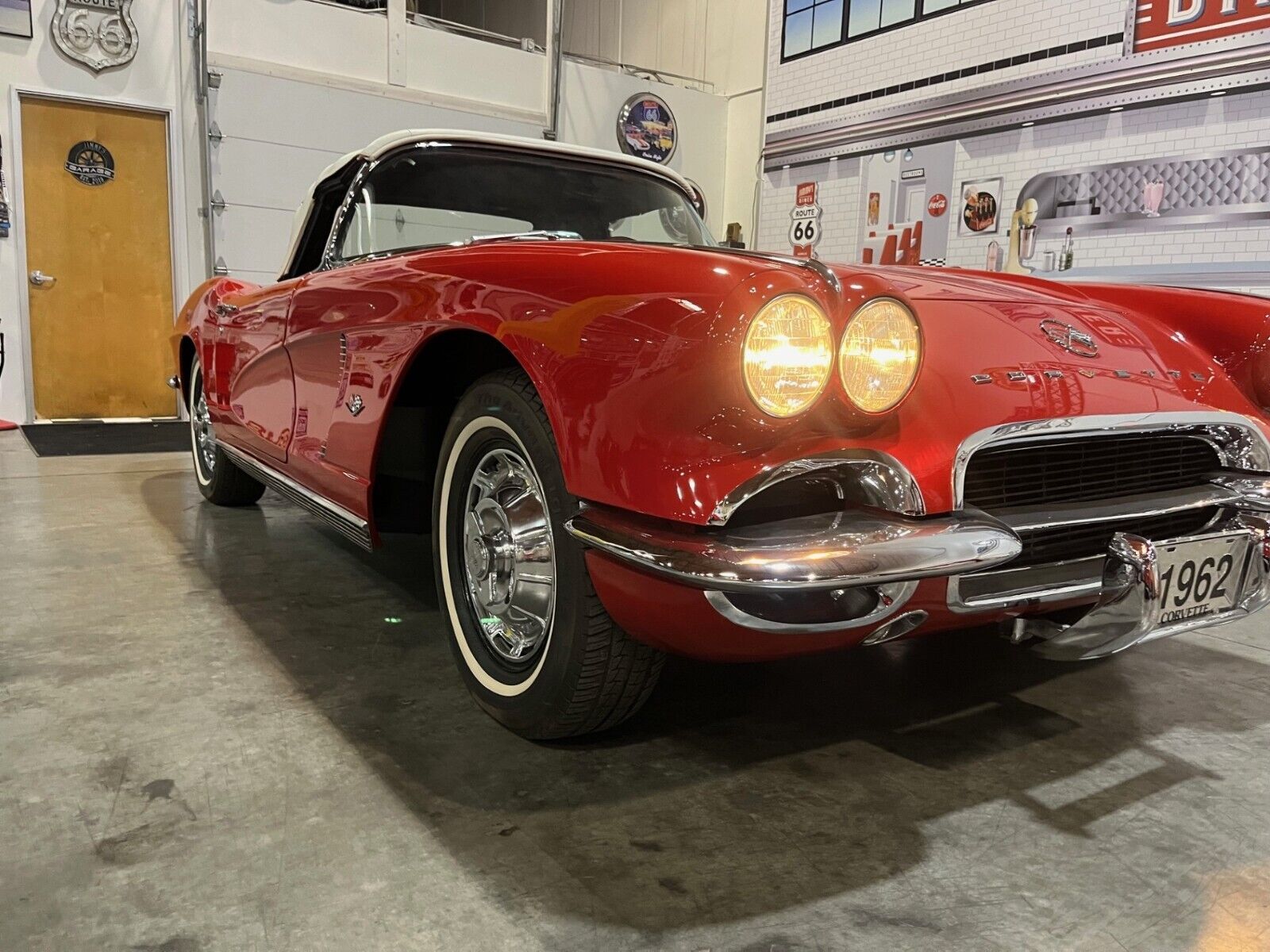 Chevrolet-Corvette-Cabriolet-1962-1