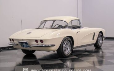 Chevrolet-Corvette-Cabriolet-1962-11