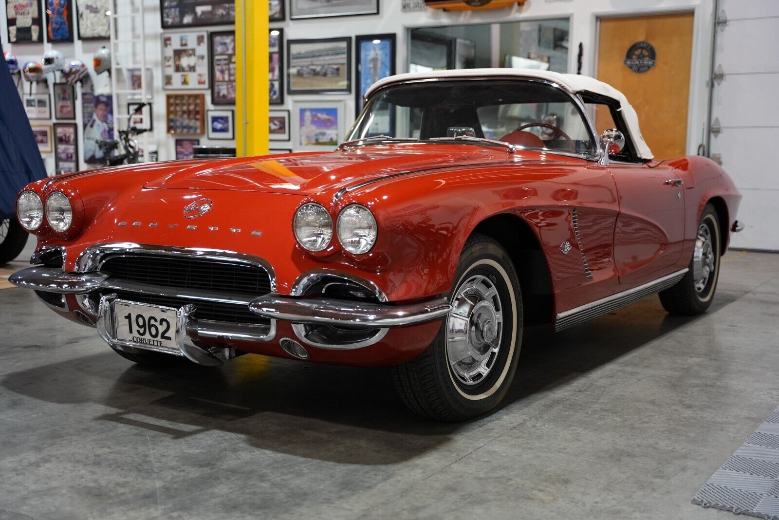 Chevrolet-Corvette-Cabriolet-1962-26