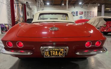 Chevrolet-Corvette-Cabriolet-1962-3