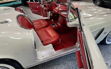 Chevrolet-Corvette-Cabriolet-1962-34