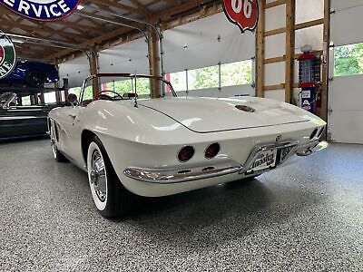 Chevrolet-Corvette-Cabriolet-1962-4