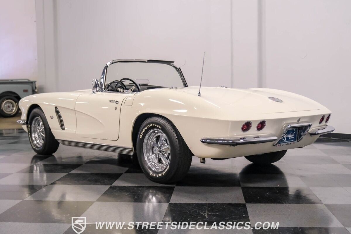 Chevrolet-Corvette-Cabriolet-1962-8