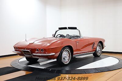 Chevrolet-Corvette-Cabriolet-1962-Burgundy-Black-96718-7