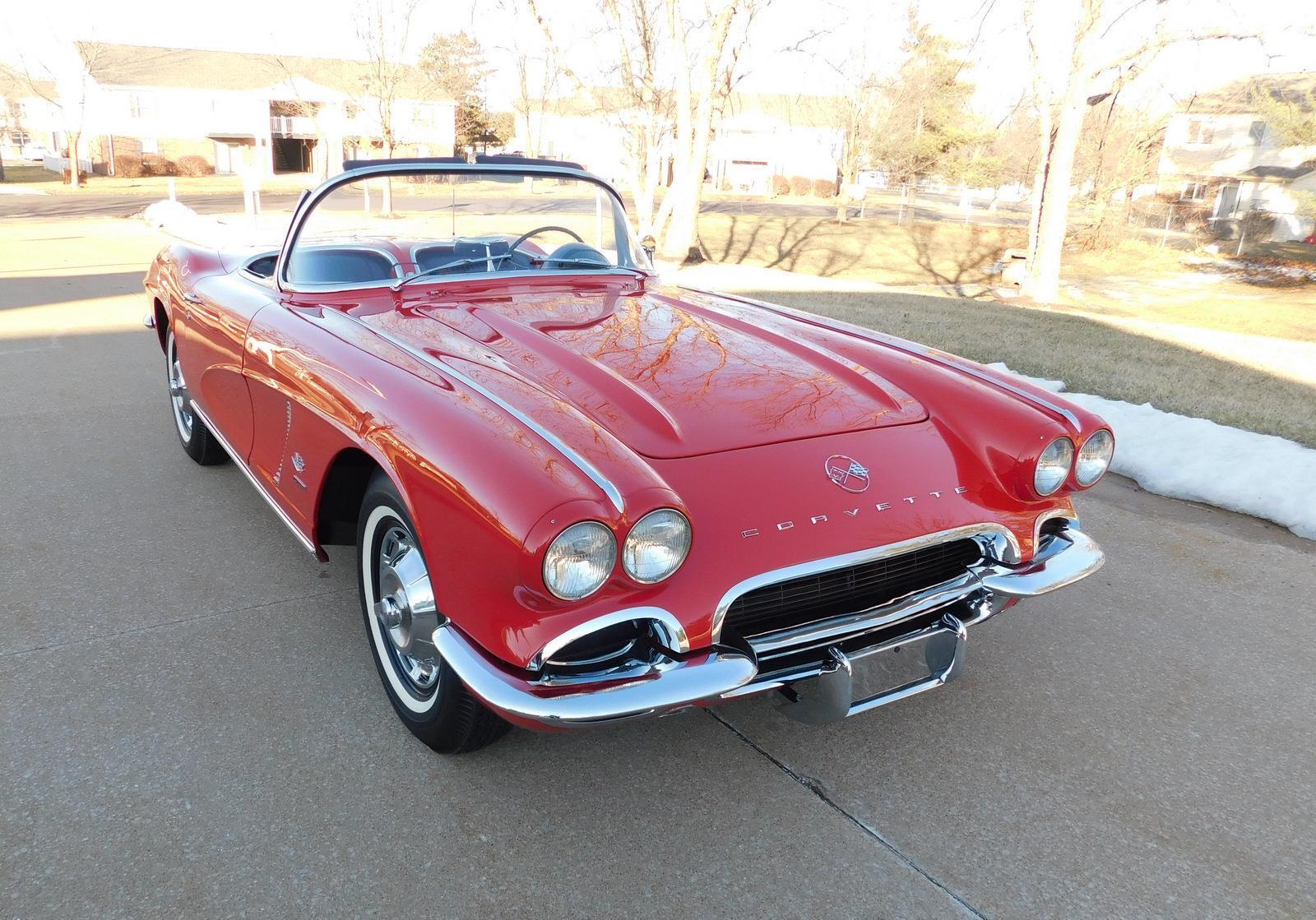 Chevrolet-Corvette-Cabriolet-1962-Red-Black-131857-10