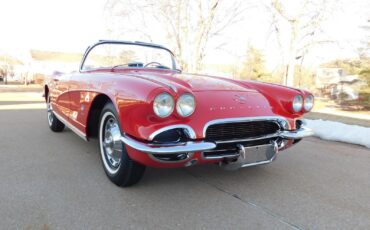 Chevrolet-Corvette-Cabriolet-1962-Red-Black-131857-11