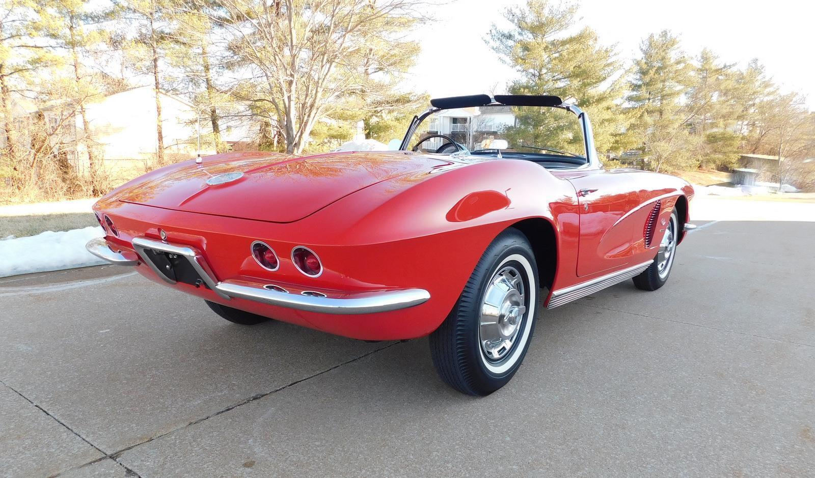 Chevrolet-Corvette-Cabriolet-1962-Red-Black-131857-15